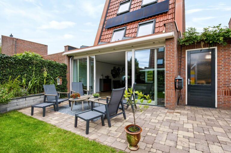 Hoekwoning te koop: Zonnewende 146, Apeldoorn